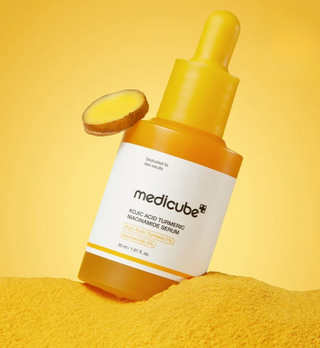 MEDICUBE KOJIC ACID TURMERIC SERUM