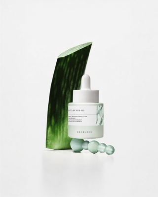 SKIN 1004 MADAGASCAR CENTELLA AZELAIC ACID 10 AMPOULE